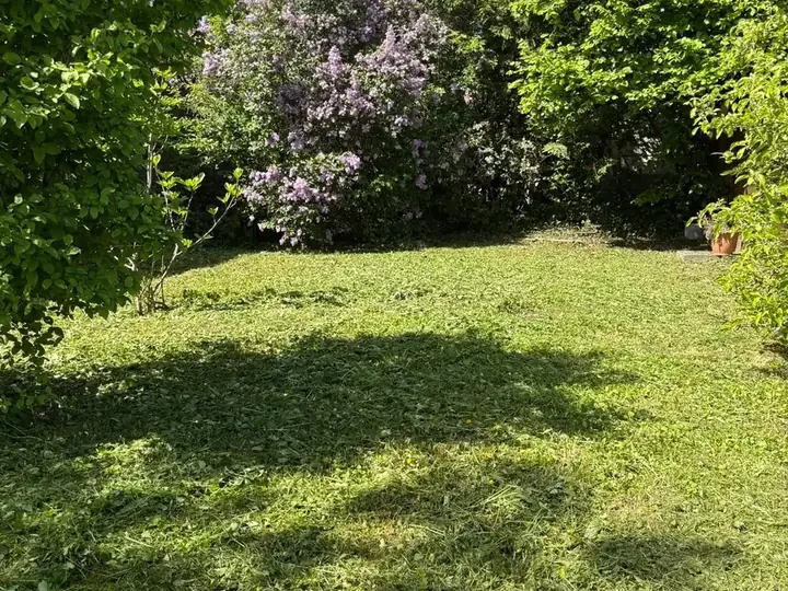 Jardin entretenu après remise au propre au Crest